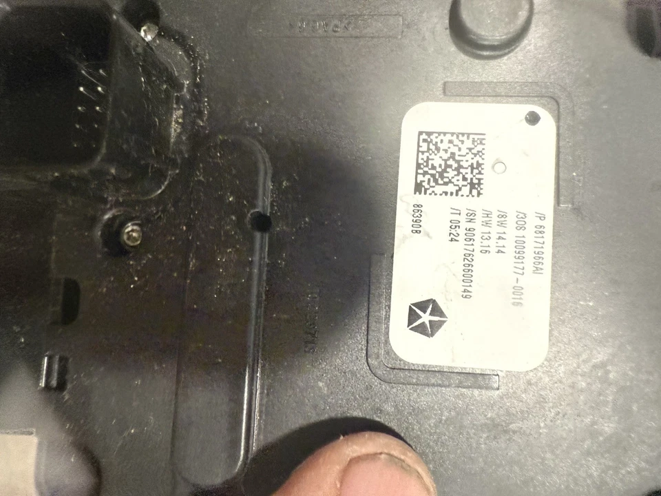 Interruptor de palanca de cambios de transmisión Ram 1500 2013-2021 Mopar OEM (68171966AI) Foto 3 de 4