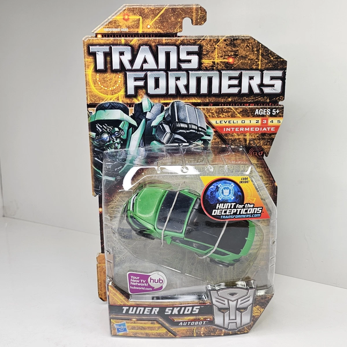 SEALED Transformers Hunt For The Decepticons HFTD Deluxe Class Tuner Skids NEW