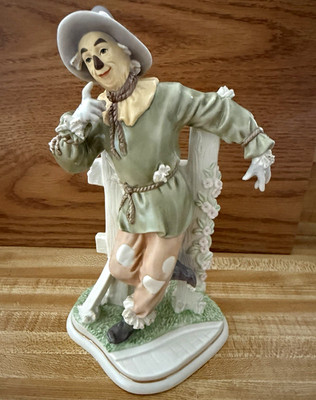 Lenox Wizard of Oz Collection Scarecrow Ivory Fine China Figurine Hand Painted