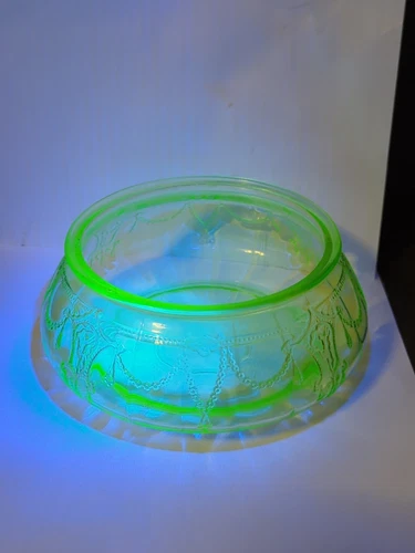 Vintage Uranium Cameo Ballerina  Depression Green Glass Candy Dish Bowl GLOWS 6”