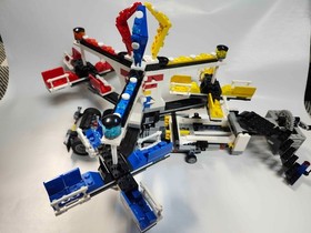 LEGO Creator Expert: Fairground Mixer 10244 - Complete with Instructions