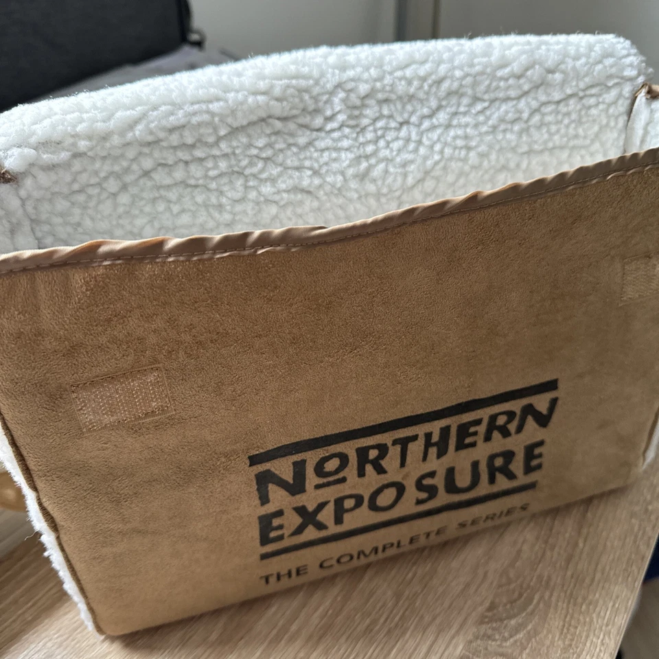 Northern Exposure: The Complete Series with Sherpa Bag - Image 4 of 4