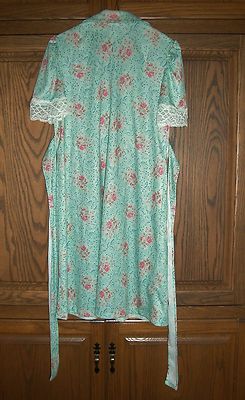 VINTAGE AMISH MENNONITE GREEN FLORAL PRINT DRESS SIZE 34 BUST HAND SOWN |  eBay