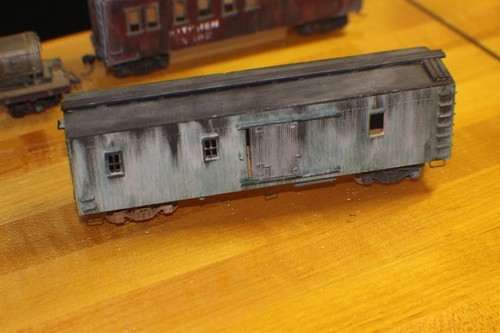 HO CRAFTSMAN BUILT WOOD M.O.W. OR LUMBER HOUSING cars (sold individually) - Picture 8 of 10