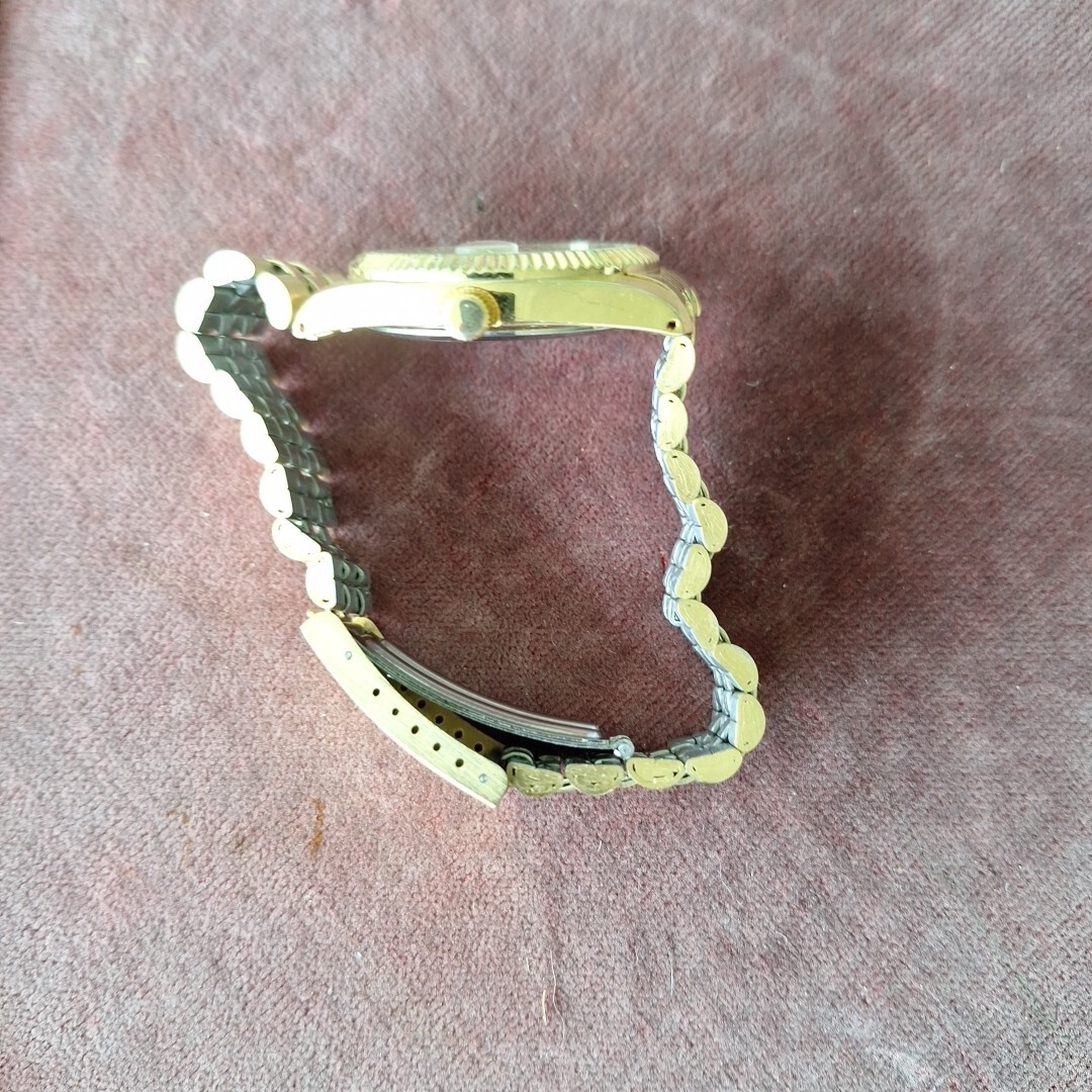 Picture 4 of 4