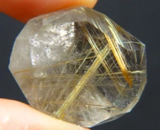 IP-2 Rutilated Quartz 39.11ct 25x20x15mm golden needles free form