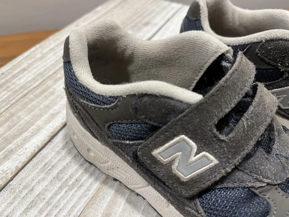 New Balance Child Infant 993 Hook and Loop Size 9.5 US 26.5 EU Gray/Navy - Image 3 of 4