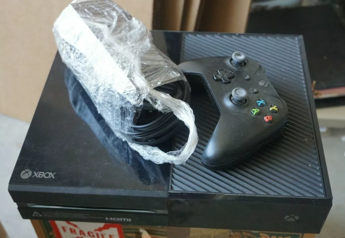 2013 MICROSOFT XBOX ONE BLACK GAME Model 1540 500 GB HDD CONTROLLER CORDs