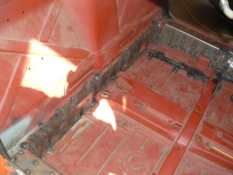 Kit de refuerzo de chasis largo interior Porsche 914 914-6 Foto 3 de 4