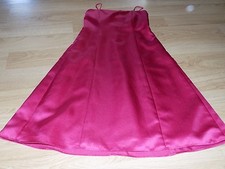 Size 10 David's Bridal Solid Dark Magenta Pink Flower Girl Maid Wedding Dress