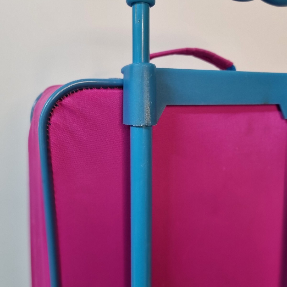 VTG Barney & Friends Kid's Suitcase Wheel BJ Baby Bop Luggage | eBay