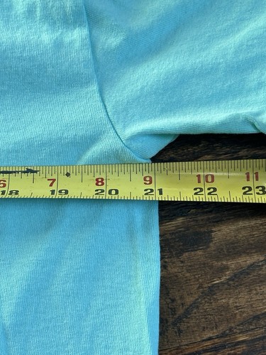 Friends Shirt Sz L Teal Blue Graphic T-shirt TV Show 90s Sitcom Pristine Cond - Picture 4 of 8