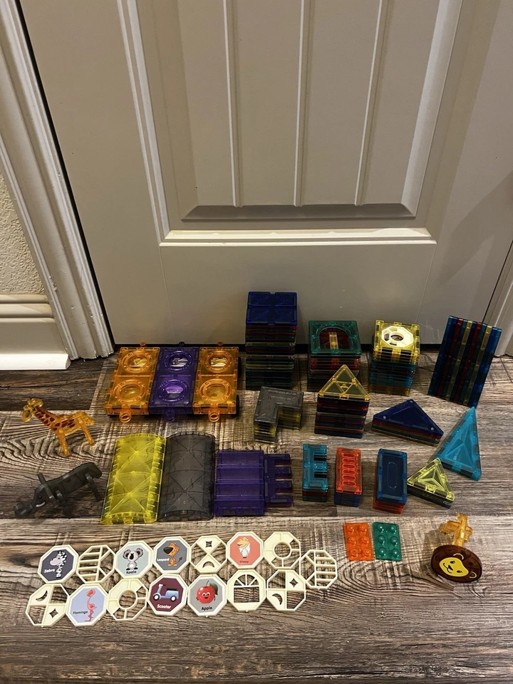 Magnetic Tiles Building Blocks And Animals - 140 Tiles - Lot #10 - Image 2 of 4