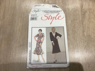 1980s Original Style Sewing Pattern 4620 dress sizes 12 14 16 CUT FREE P&P