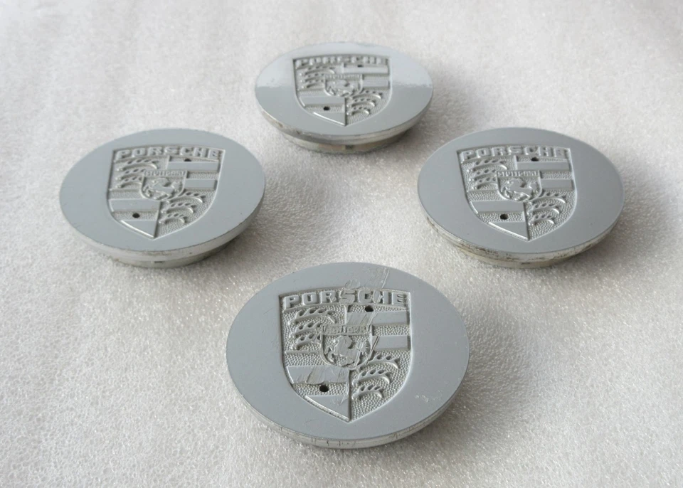 JUEGO DE 4 LLANTAS DE METAL ORIGINALES OEM PORSCHE 911 993 964 944 TAPA CENTRAL CRESTA INSERTADA Foto 2 de 4