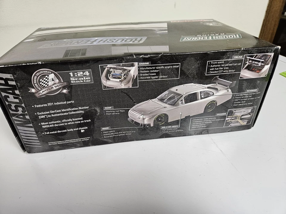 Rousch Fenway 1:24 Stock Car Matt Kenseth #17 Crown Royal 2010 Fusion Nascar Foto 4 de 4