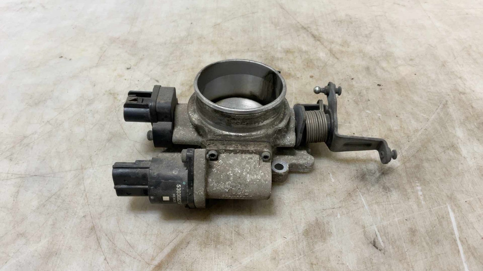 Jeep Wrangler TJ OEM Throttle Body Assembly 4.0L 6 Cylinder 2004 127218