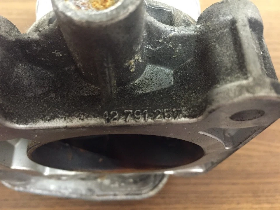 2003-2006年萨博9-3 2.0升油门车身125791257原始设备制造商 — 第 3/4 张图片