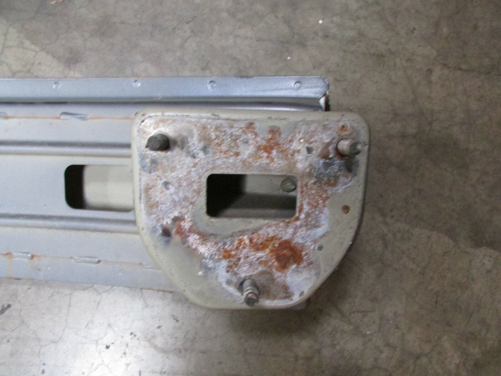 Maserati Quattroporte, Rear Bumper Reinforcement, Used, P/N 66558200