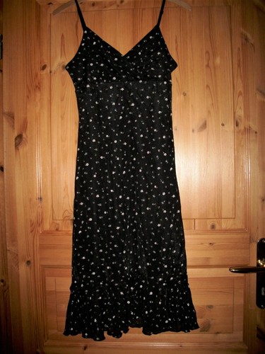 Schönes neuwertiges Sommerkleid Gr.38 Pimkie