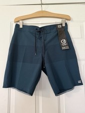 Billabong Tribong Airlite Boardshorts - Navy / Blue Teal- NWT 29 Midlength