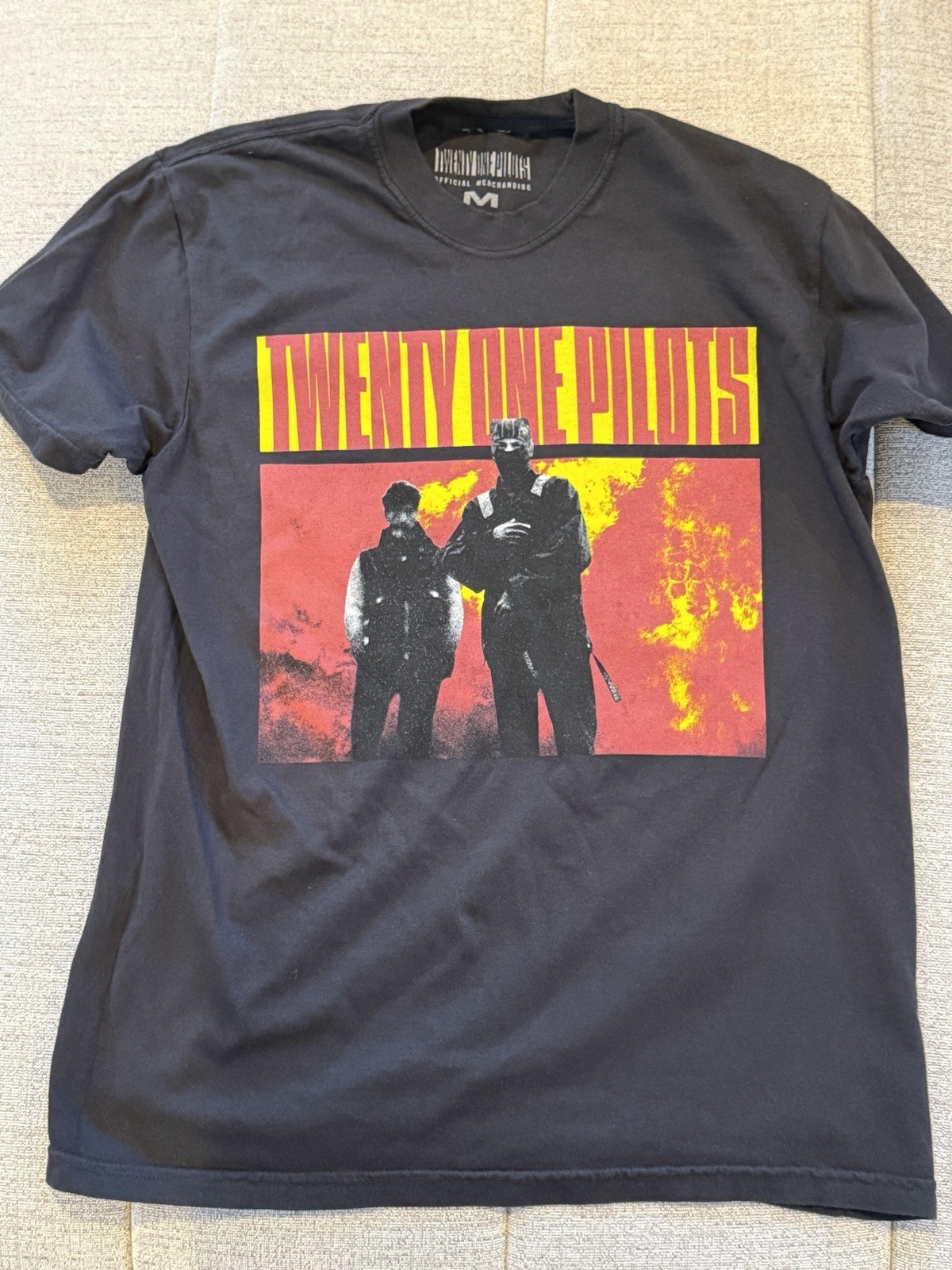 Twenty One Pilots - Official Concert Graphic T-Shirt Adult Size Medium