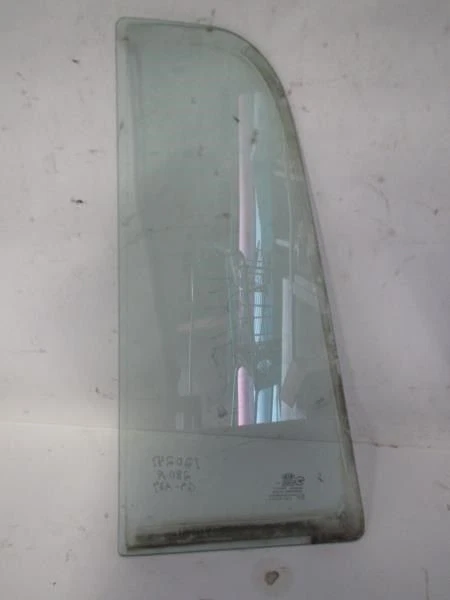 Cristal de ventilación de puerta trasera derecha OEM 1995 1996 1997 1998 1999 2000 Kia Sportage Foto 2 de 4