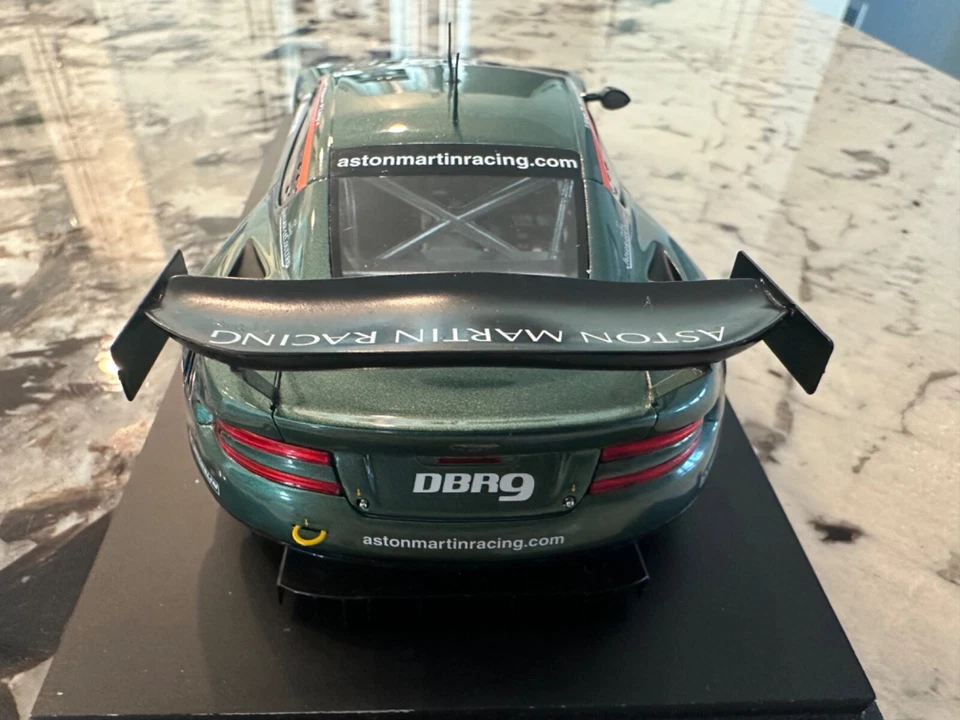 SPARK ASTON MARTIN DBR9 # 58 Foto 4 de 4