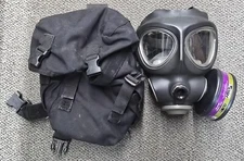 Kemira/ Scott M95 Full Face Respirator Gas Mask Military Police & Carry Bag (GM2
