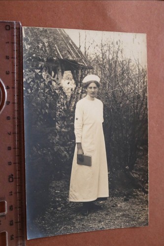tolles altes Foto - Krankenschwester - 1914 Neustadt im Schwarzwald