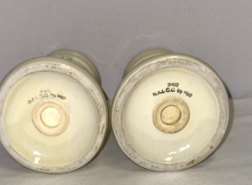 2002 Hall AUTUMN LEAF NALCC 5" LARGE SALT & PEPPER SHAKERS - Picture 3 of 3
