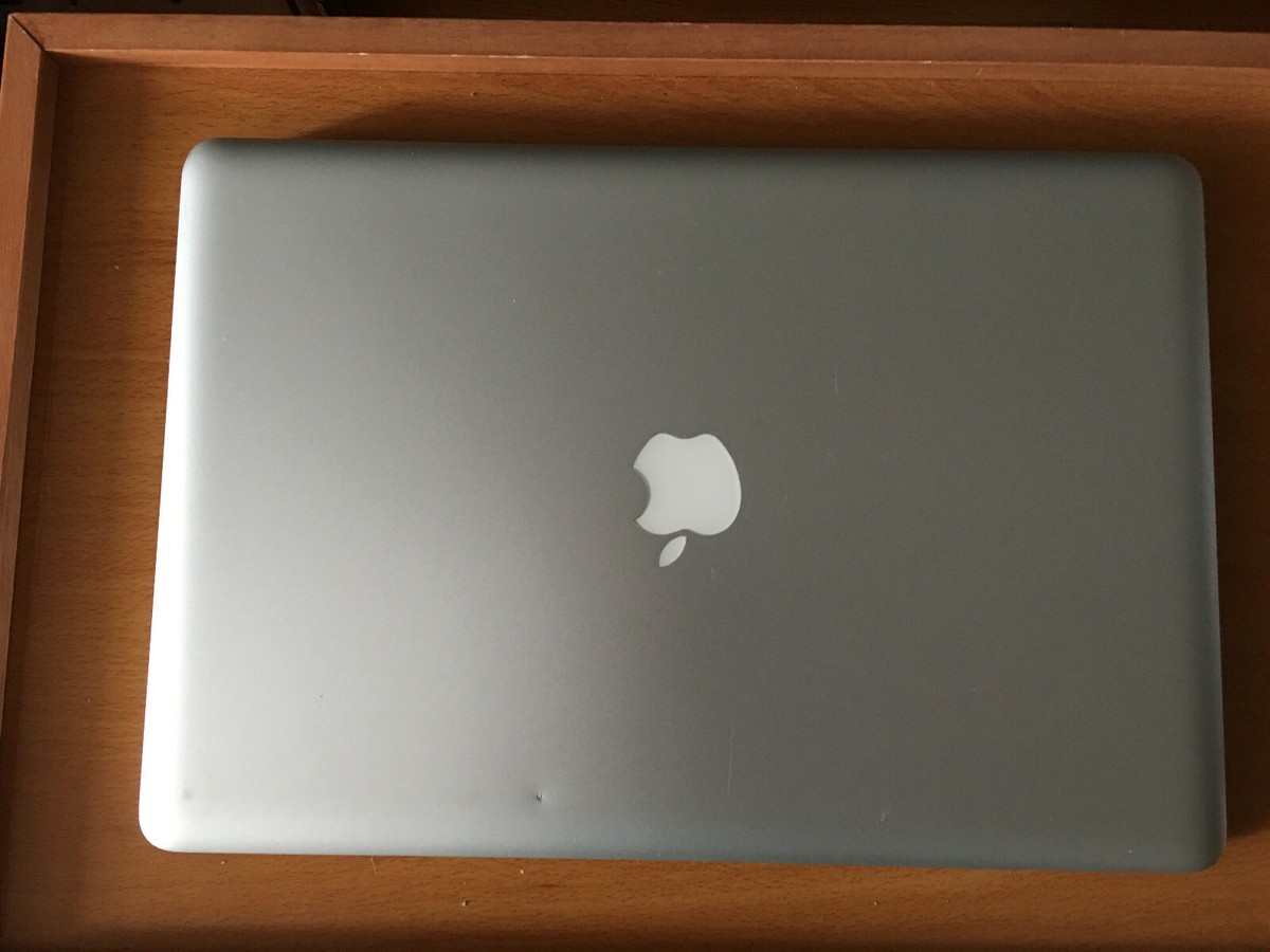 Apple Macbook Pro 15”/ Core i7 2.2GHz/ 8GB RAM/128GB SSD (Power
