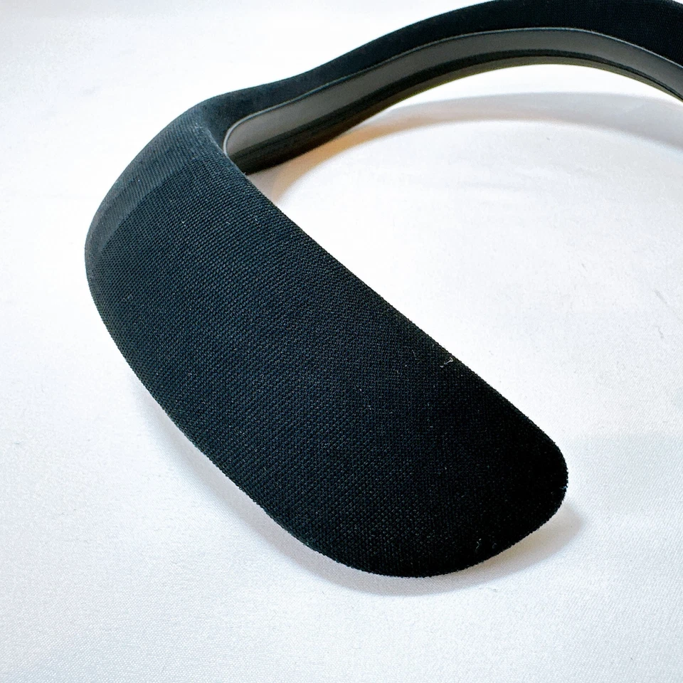 Bose SoundWear Companion Speaker Portable Bluetooth Wearable Neck Speaker Used - Image 3 of 4