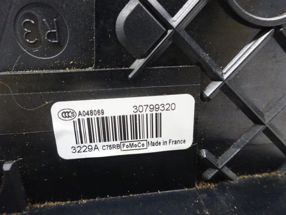 Actuador de cierre de bloqueo lateral trasero derecho del pasajero Volvo XC60 2010-2017 OEM AK241020 Foto 4 de 4