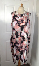 ANNA ROSE DRESS  FLORAL LINED SIZE 18
