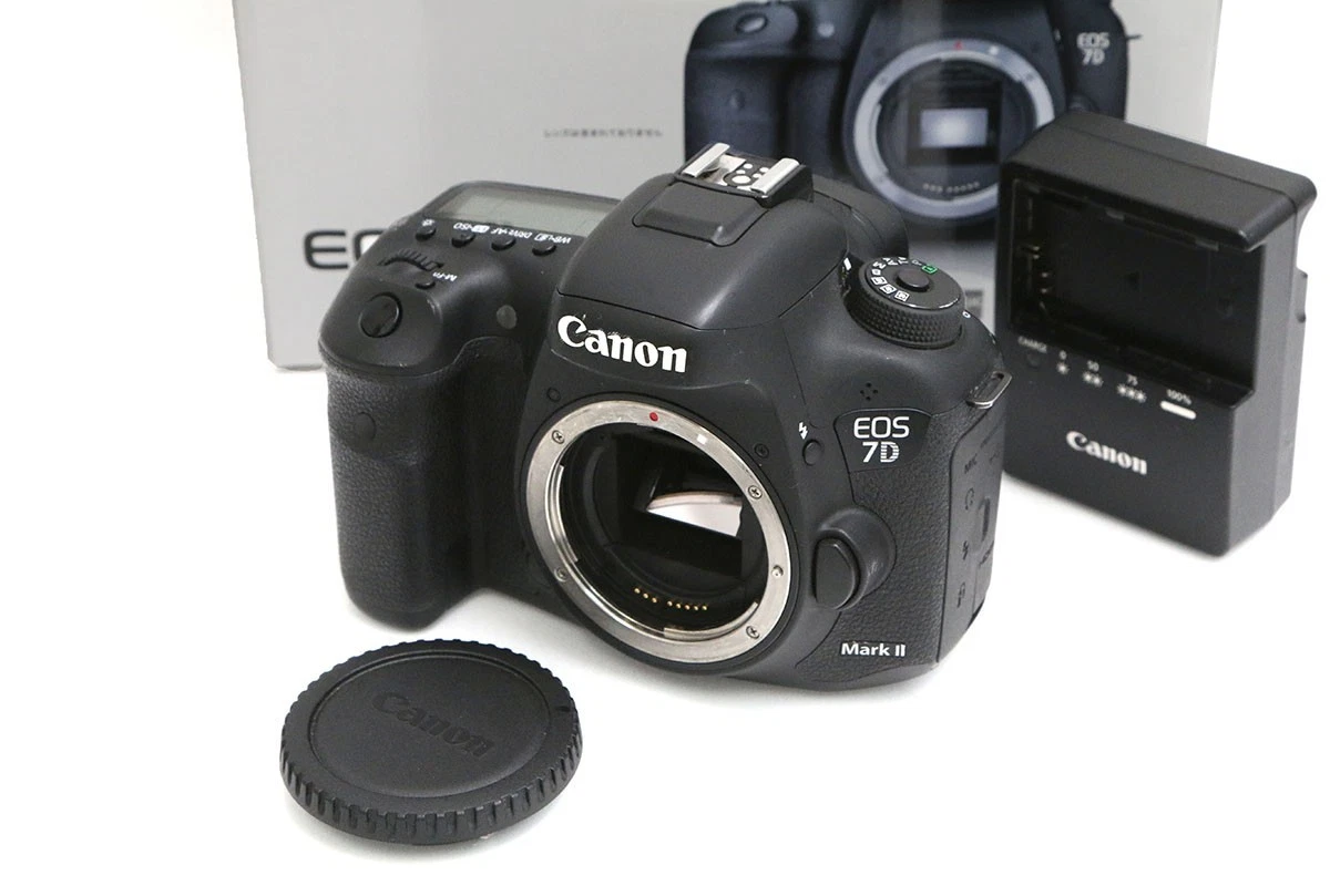 25+ Canon EOS 7D Mark II Digital SLR Cameras for sale | Updated