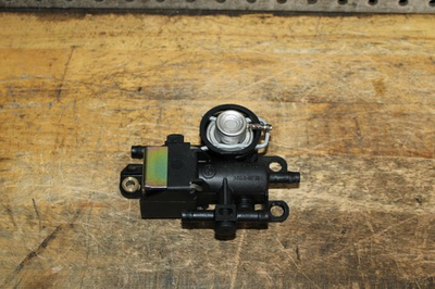 #ad 95 00 BMW E36 E38 E39 M3 Z3 Fuel Pressure Regulator Control Valve 5342 $150.00