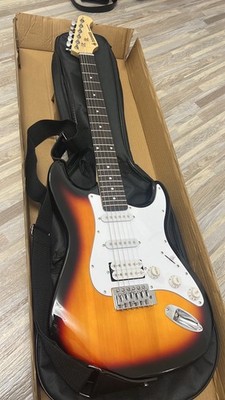 Donner DST-100 Sunburst Solid Body 6-String Electric Guitar Kit w/ Gig Bag