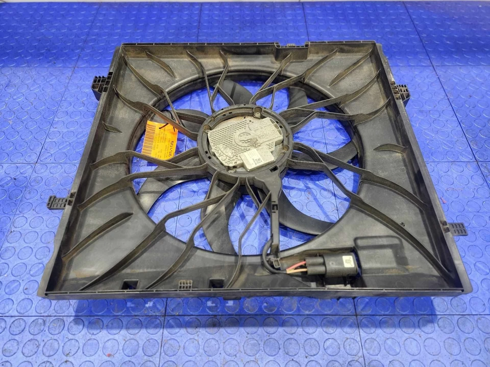 Conjunto de ventilador de refrigeración del motor 12-15 Mercedes Benz ML350 W166 genuino OEM Foto 3 de 4