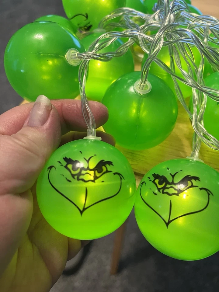 Dr Seuss The Grinch Who Stole Christmas Grinch Face Ball Battery String Lights - Image 2 of 4