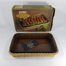 Vtg Pyrex Fireside Naturals 2320F 2 Qt Utility Dish & Rattan Basket NOB Corning