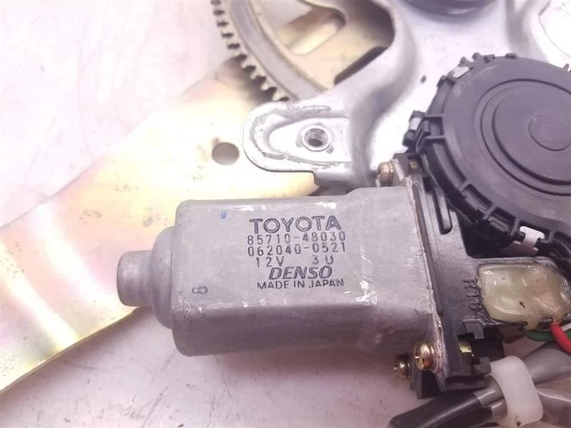 99-03 CONJUNTO REGULADOR VENTANA TRASERA LADO CONDUCTOR LEXUS RX300 Foto 2 de 4