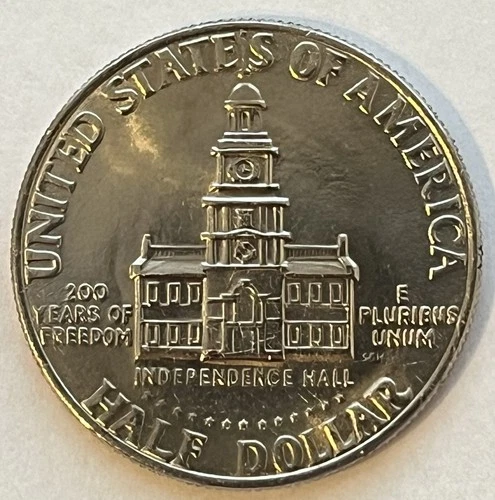 1976 Kennedy Clad Bicentennial Half Dollar Taken from a US Uncirculated Mint Set