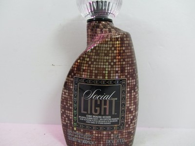 DEVOTED CREATIONS SOCIAL LIGHT ICONIC BRONZING INFUSION BRONZER TANNING LOTION