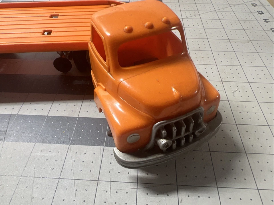 Hubley - Camión y remolque plano - Plástico - Plástico duro naranja Foto 2 de 4