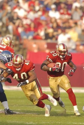 Garrison Hearst San Francisco 49ers carries the ball v the Seattle- Old Photo 7