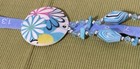 Vntg Disc Medallion Hand Painted Mother of Pearl Pendant Necklace Blue GlasBeads — photo 8
