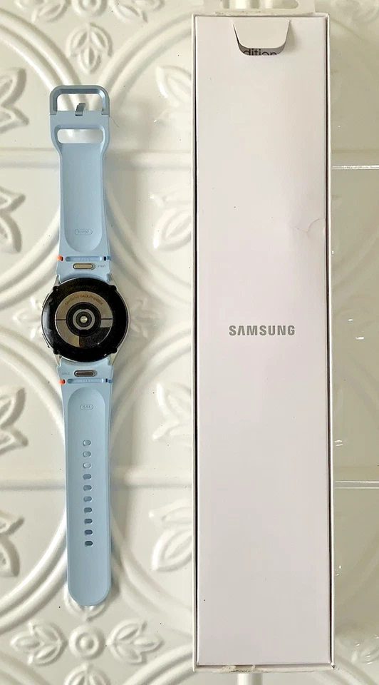 Samsung Galaxy Watch FE SM-R866U 40mm 16GB Wi-Fi + LTE Blue New Open - Image 3 of 4