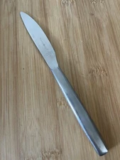 Viners of Sheffield England Satin Stainless VS16 NEW FRENCH SOLID KNIFE 7.75"