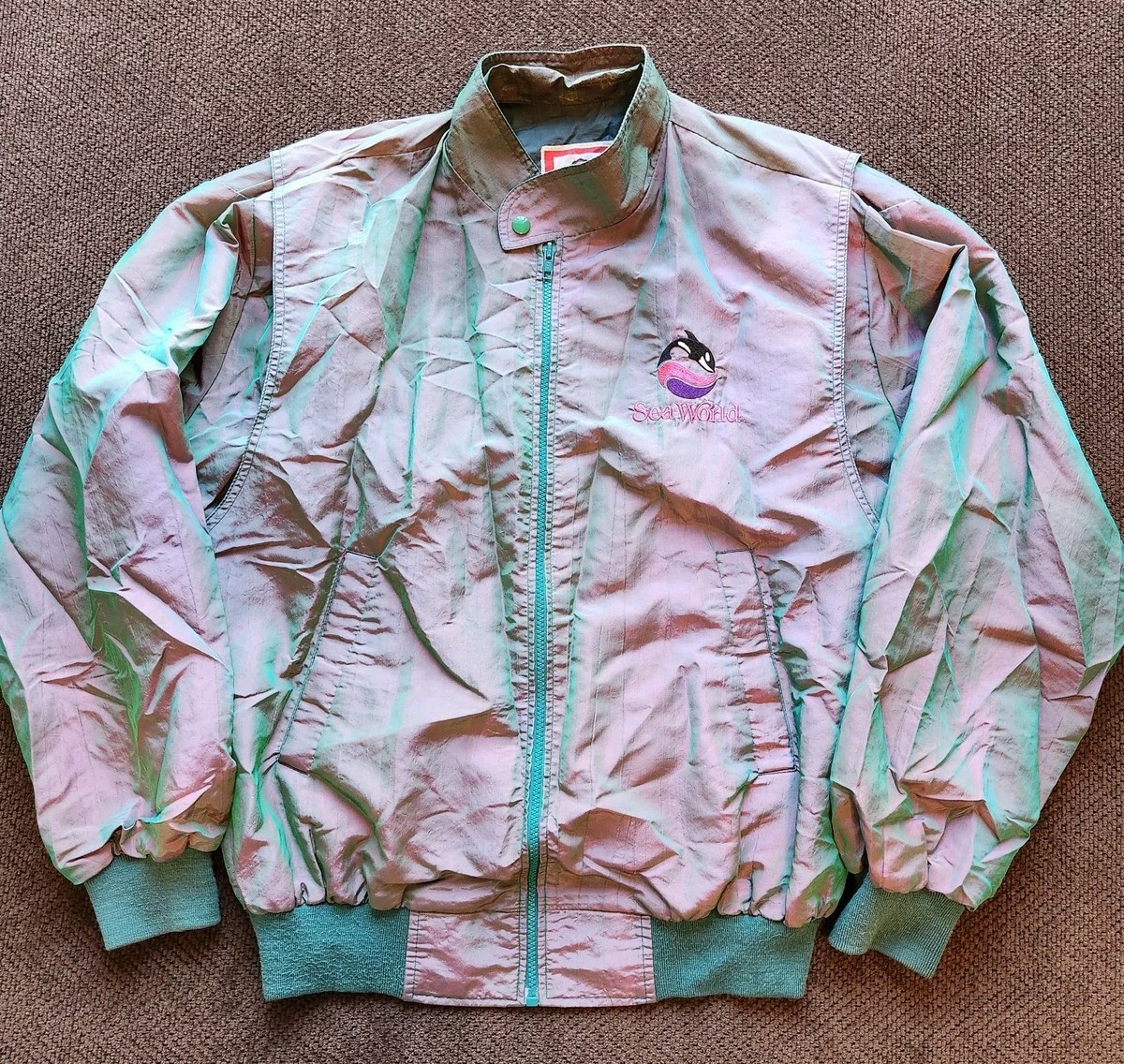 Vintage 90s SeaWorld Shamu Logo Iridescent Jacket Sz Large Vintage 90s SeaWorld Shamu Logo Iridescent Jacket Sz Large
